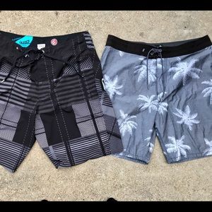 VOLCOM / VANS BOARD SHORTS BUNDLE SIZE 34